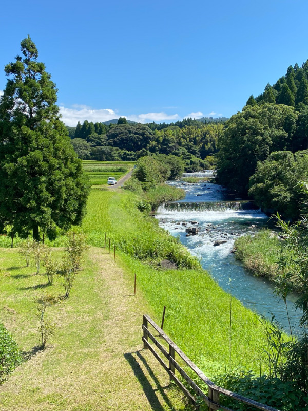 高千穂峰をはじめとした大地のフィルターを通して磨かれた、仕込み水。
